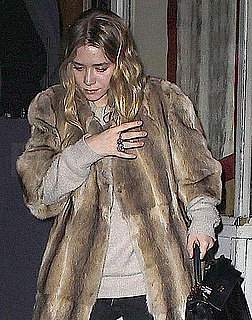 Pictures of Ashley Olsen Bundling Up in NYC For a Date With Justin Bartha Pictures of Ashley Olsen Bundling Up in NYC For a Date With Justin Bartha