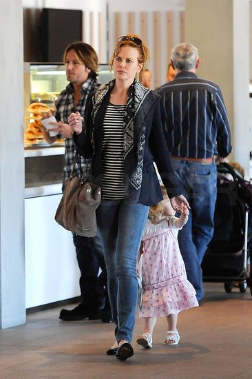 Nicole Kidman Sightsees in Sydney With Sunday, Opens Up About Connor and Bella Nicole Kidman Sightsees in Sydney With Sunday, Opens Up About Connor and Bella