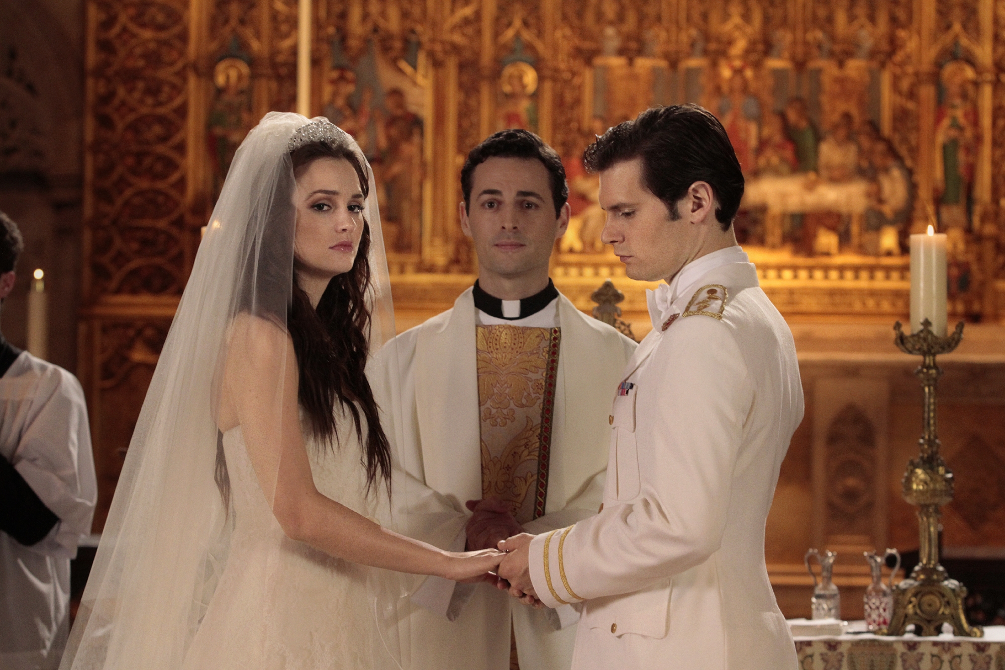 Louis And Blair S Wedding Look Back At Every Gossip Girl Wedding