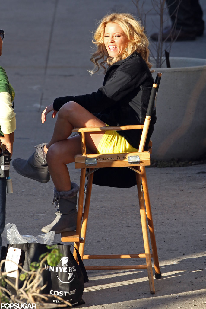 Elizabeth Banks Filming Walk Of Shame In A Yellow Dress Popsugar Celebrity 5873