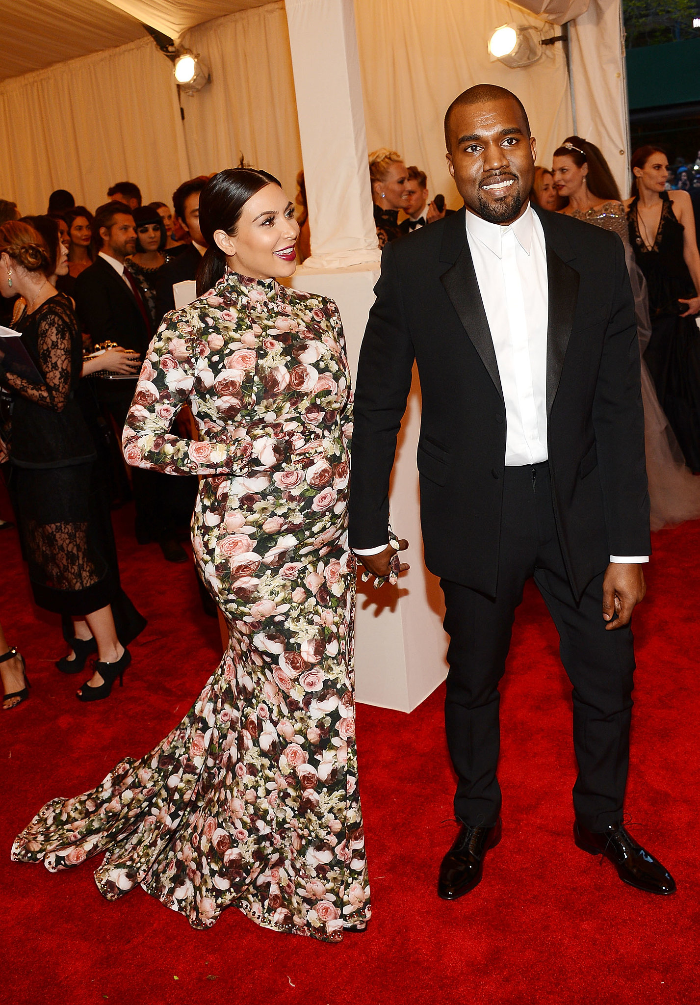 Kim Kardashian And Kanye West At The Met Gala 2013 Kanyes Affectionate Met Gala With 