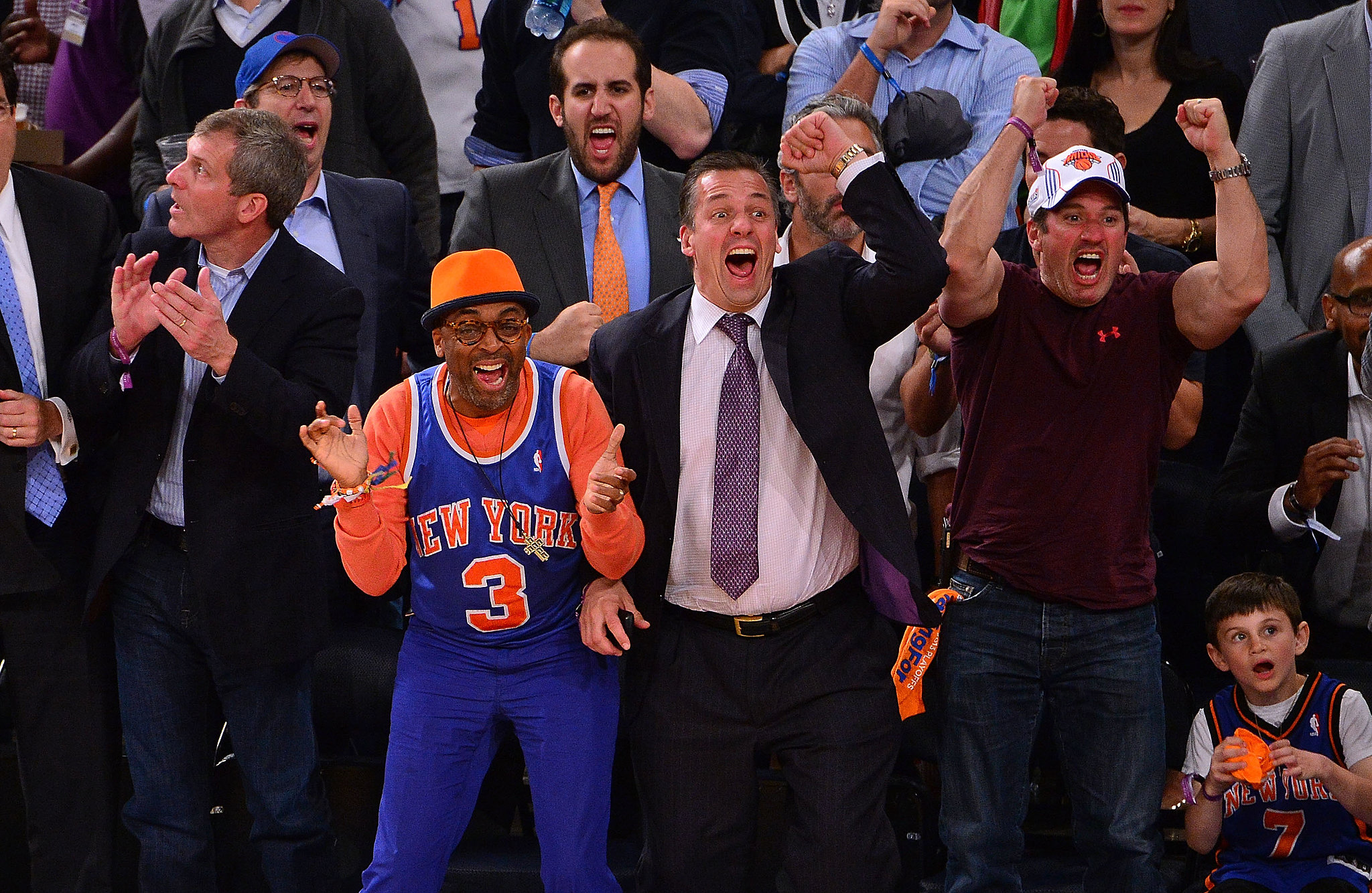 Denzel Washington and his He Got Game director Spike Lee attend the Lakers  vs. Knicks game