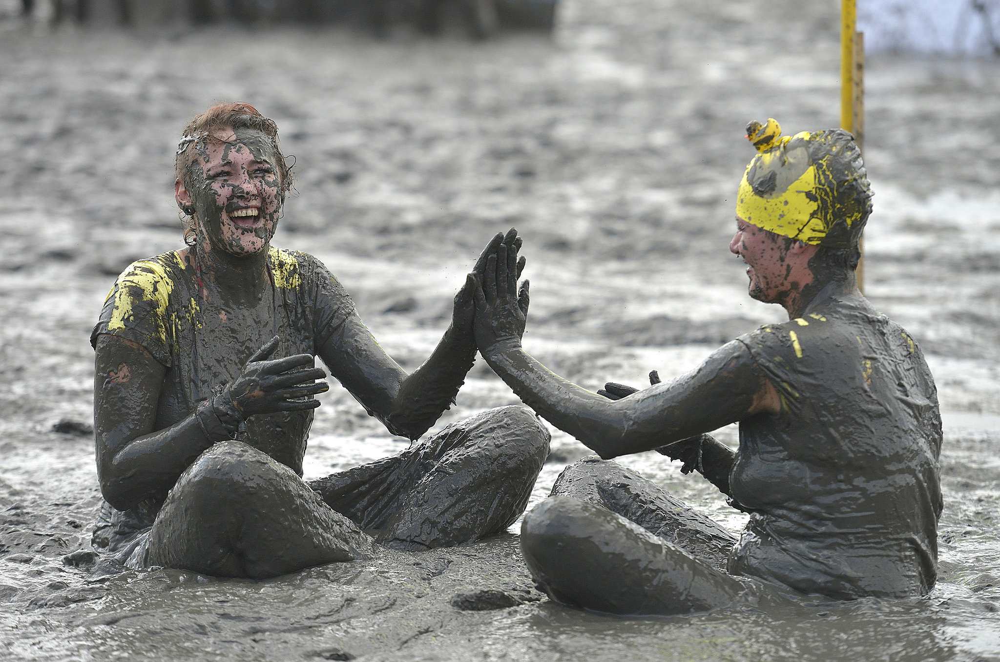 Mud Fun Around The World With The Weeks Best Photos Popsugar Celebrity 9070