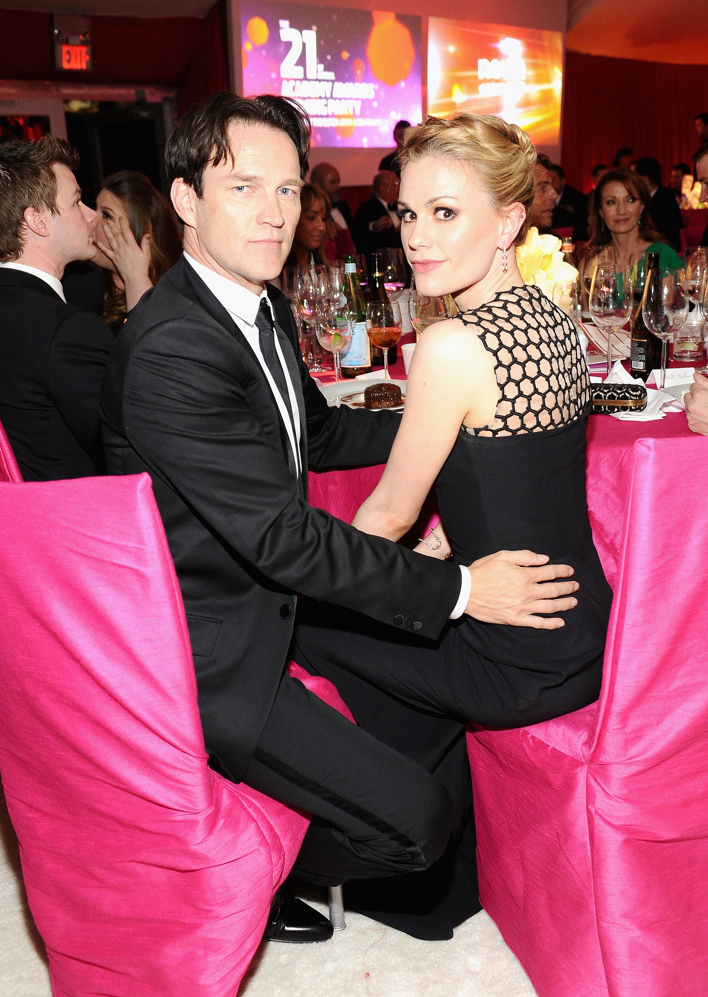 Stephen Moyer Kept His Hand On Wife Anna Paquin As They Attended True 2644