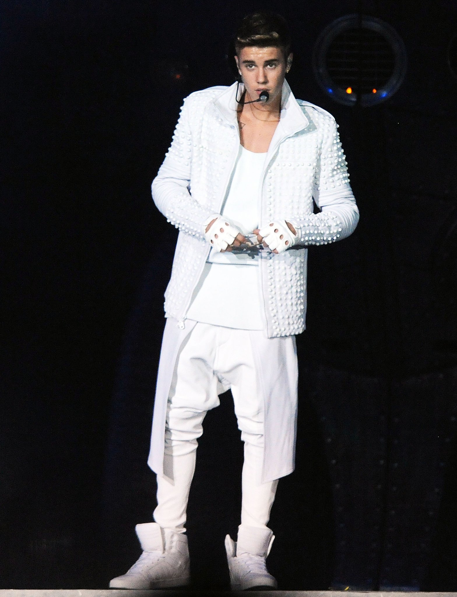 Hit's 2016: Justin Bieber Costume1568 x 2048