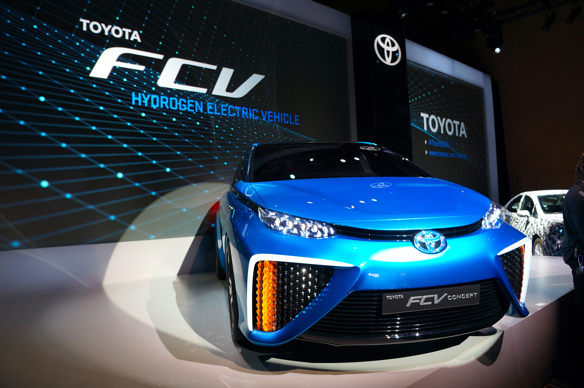 toyota fuel cell auto #5