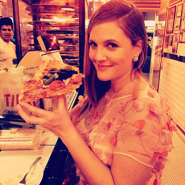 Drew Barrymore enjoyed some "pregnant pizza" after the Golden Globes.
Source: Instagram user drewbarrymore
Drew Barrymore enjoyed some "pregnant pizza" after the Golden Globes.
Source: Instagram user drewbarrymore