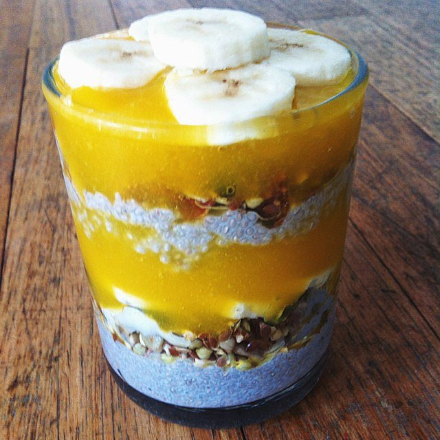 soak-chia-seeds-in-almond-milk-and-make-a-chia-pudding-40-instagram