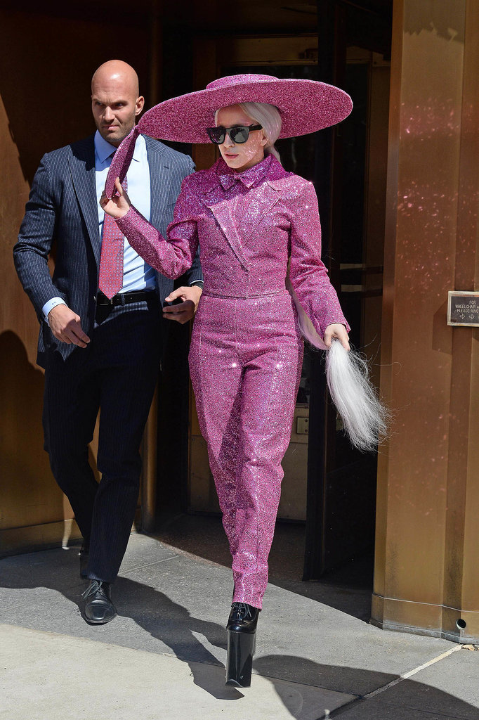 Lady-Gaga-Pink-Glitter-Suit-2014.jpg