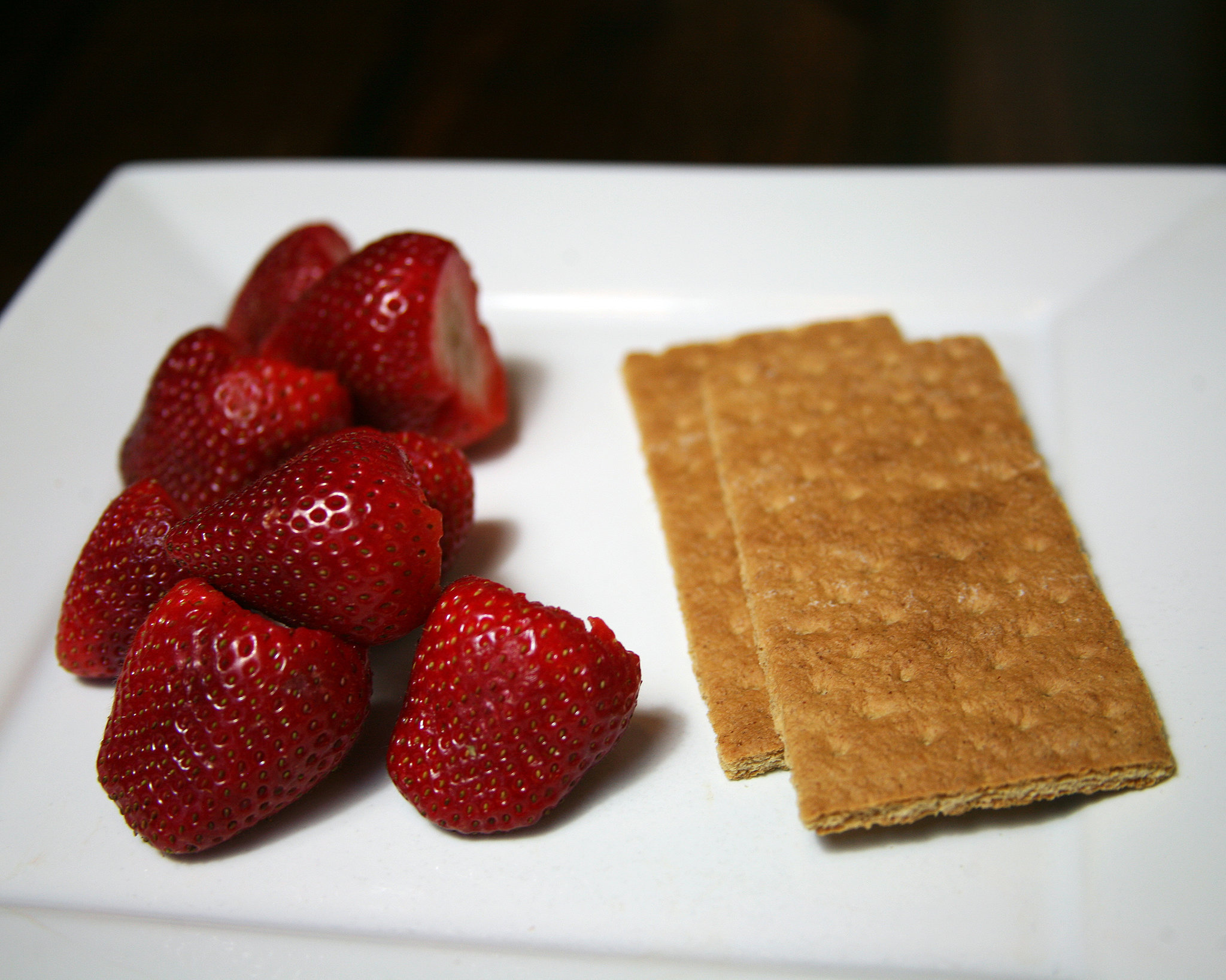Strawberries and Graham Crackers 150Calorie Snack Packs Perfect For