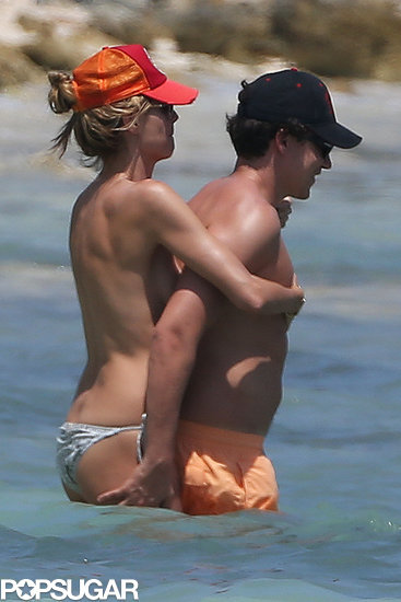 Heidi Klum Ditches Her Top For a Romantic Trip South of the Border Heidi Klum Ditches Her Top For a Romantic Trip South of the Border