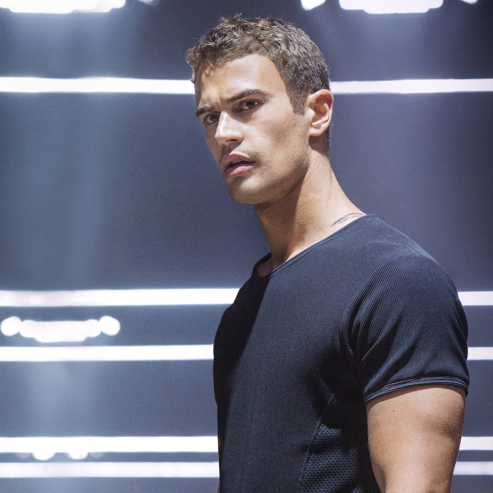Exclusive: Why Theo James Was Really Cast in Divergent