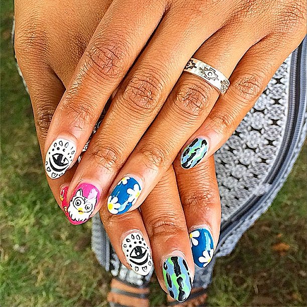 Can't decide between eyes, birds, or flowers? With nail art this wild, why not go for them all?
Source: Instagram user POPSUGARBeauty
Can't decide between eyes, birds, or flowers? With nail art this wild, why not go for them all?
Source: Instagram user POPSUGARBeauty