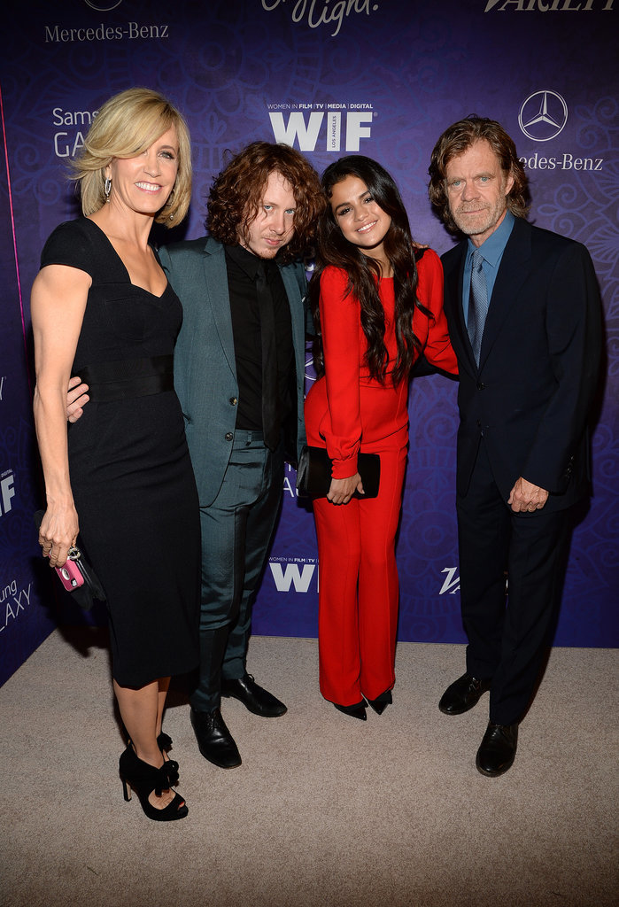On Saturday, Selena Gomez hung out with Felicity Huffman, Ben Kweller, and William H. Macy at the Variety and Women in Entertainment event in LA.
On Saturday, Selena Gomez hung out with Felicity Huffman, Ben Kweller, and William H. Macy at the Variety and Women in Entertainment event in LA.