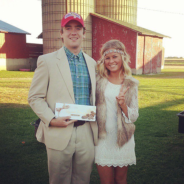 Forrest Gump And Jenny 30 Halloween Costumes With The Ultimate