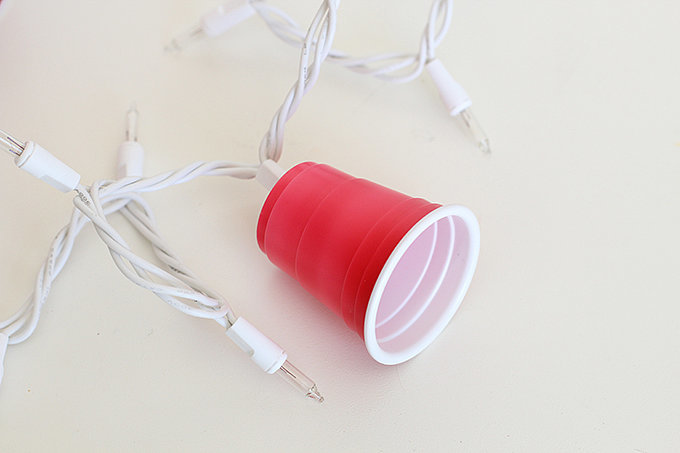 Red Cup Garland