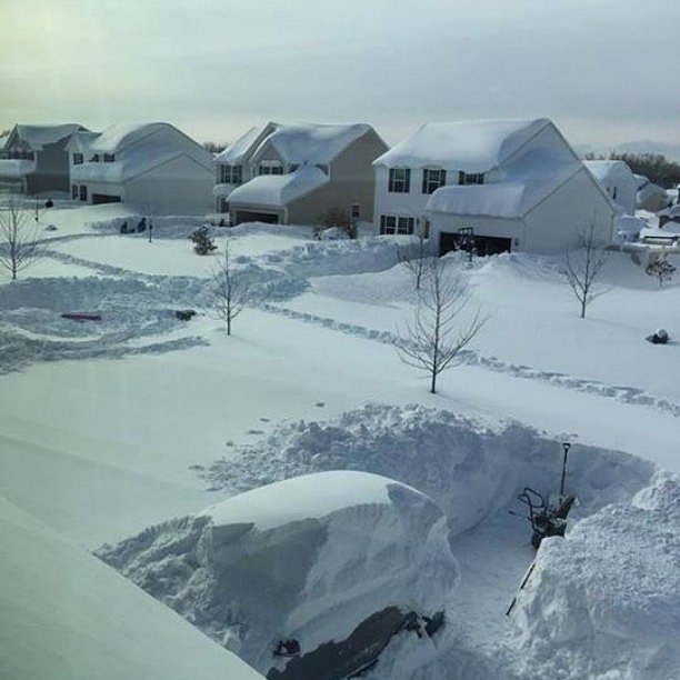 Snowstorm-Buffalo-NY-November-2014-Pictu