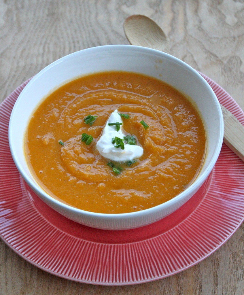 Butternut Squash Soup | 20 Hearty And Healthy Crockpot Recipes For Cold ...