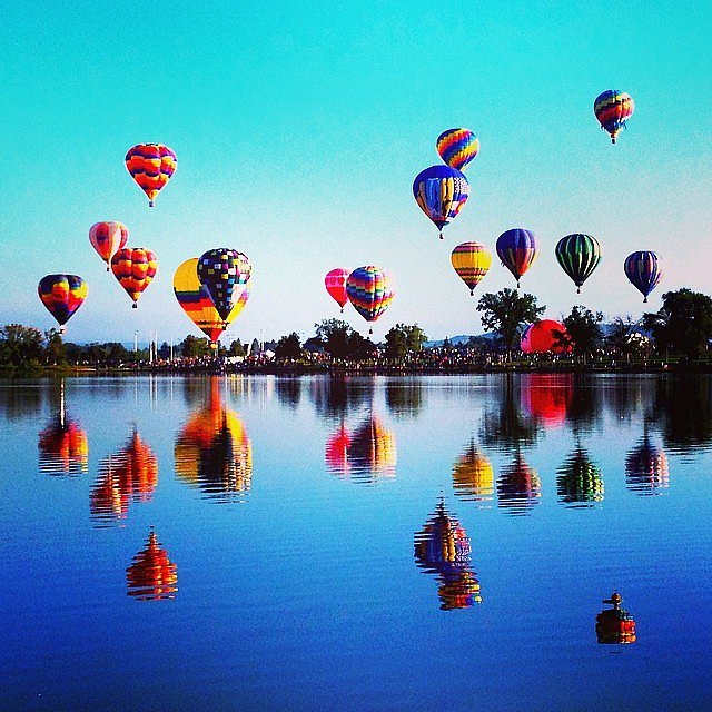 Take A Hot Air Balloon Ride The Ultimate Dating Bucket List Popsugar Love And Sex