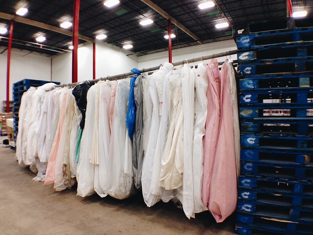 companys that donate wedding dress and shoes to nonprofits