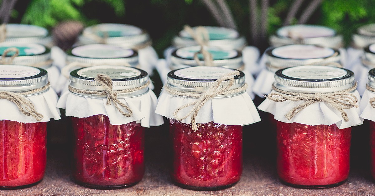 15 Chic Bachelorette Favors Under $1