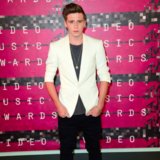 Details Brooklyn Beckham's Girlfriend!