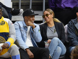 Beyoncé Show Sweet During Courtside
