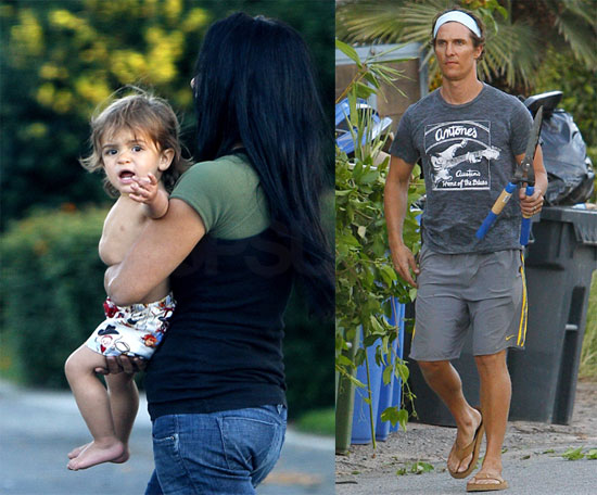 Photos of Matthew McConaughey and Levi Doing Yardwork 2009-10-27 09:19:02 Photos of Matthew McConaughey and Levi Doing Yardwork 2009-10-27 09:19:02