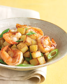 Fast & Easy Recipe for Shrimp With Scallions and Crispy Potatoes Fast & Easy Recipe for Shrimp With Scallions and Crispy Potatoes