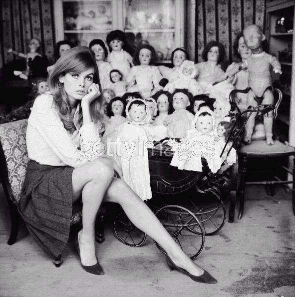 Style Icon: Jean Shrimpton Style Icon: Jean Shrimpton