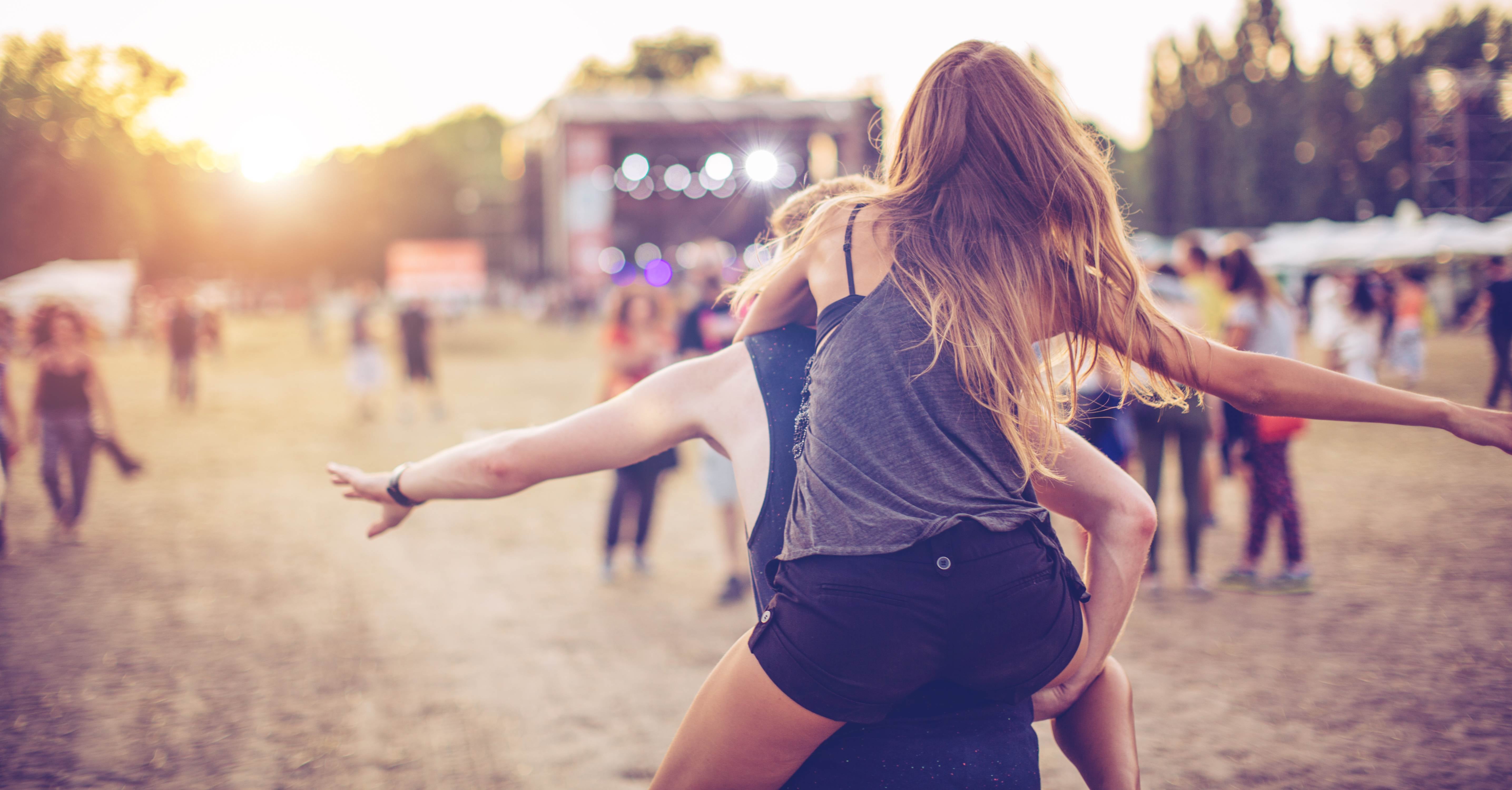 Creative Date Ideas To Try Popsugar Love Sex