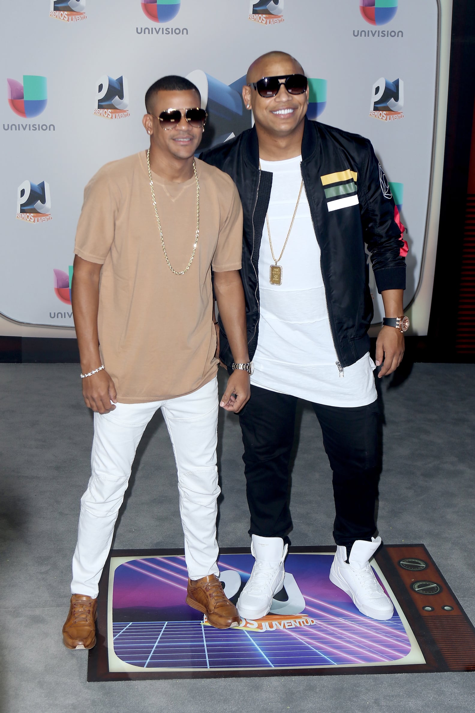 Premios Juventud Red Carpet Outfits Ps Latina