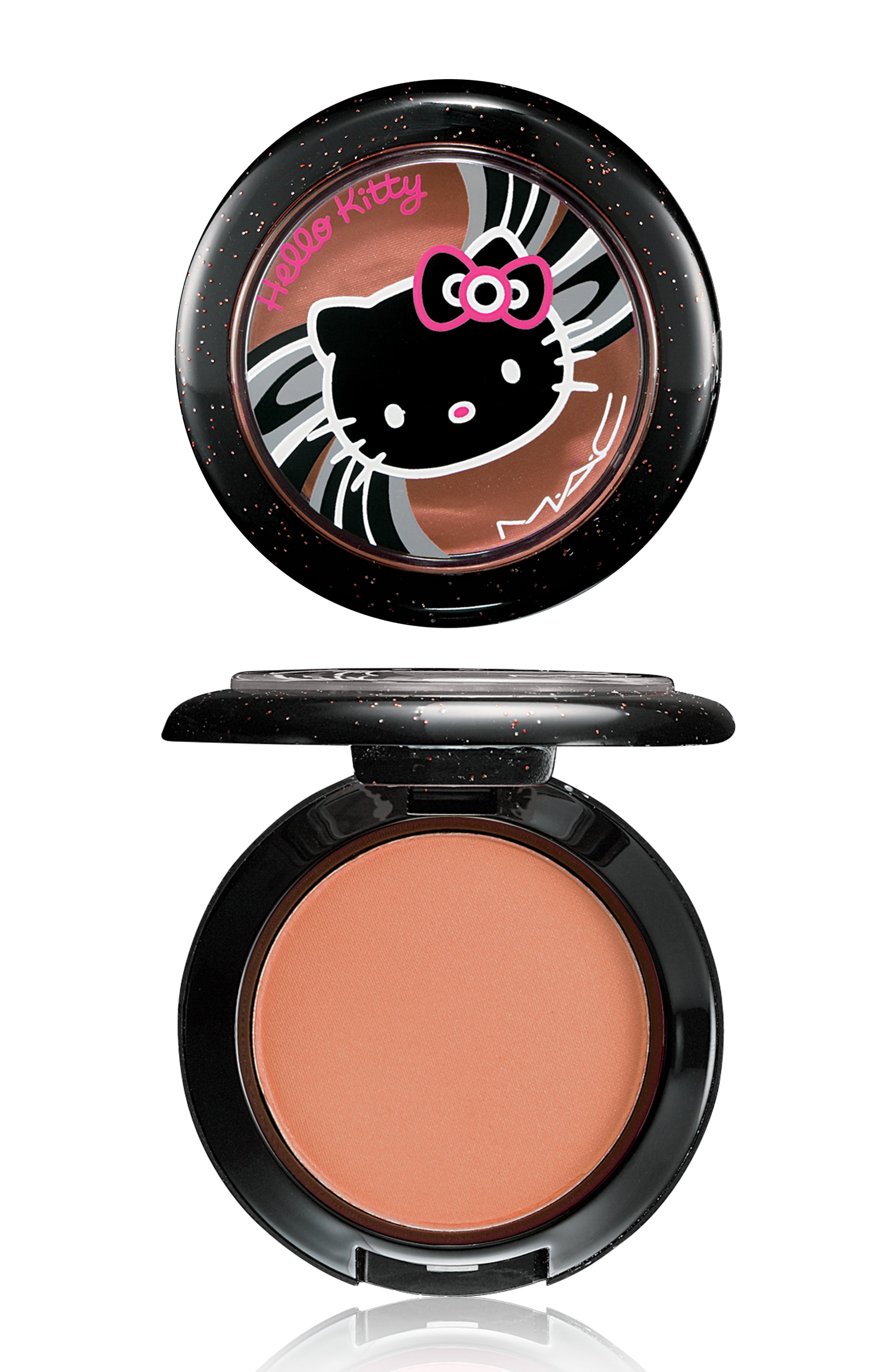 MAC Cosmetics x Hello Kitty Beauty Powder Blush in Fun and Games 12