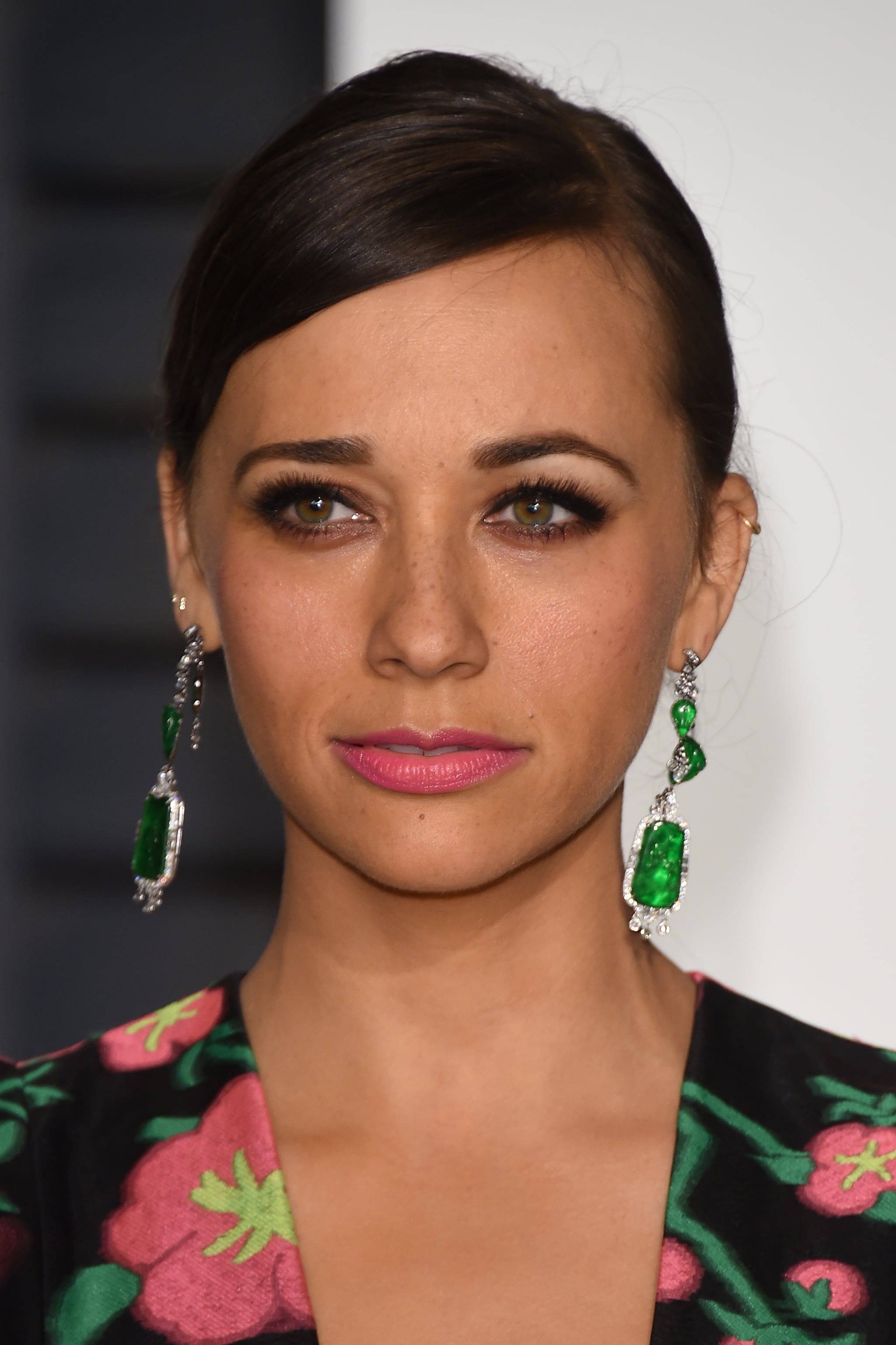 Rashida Jones | Get Insider Access to Every Beauty Look From the Oscars