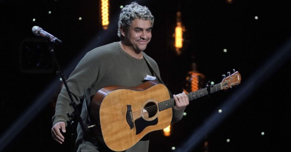 Alejandro Aranda Is Latinx To Watch On American Idol POPSUGAR Latina