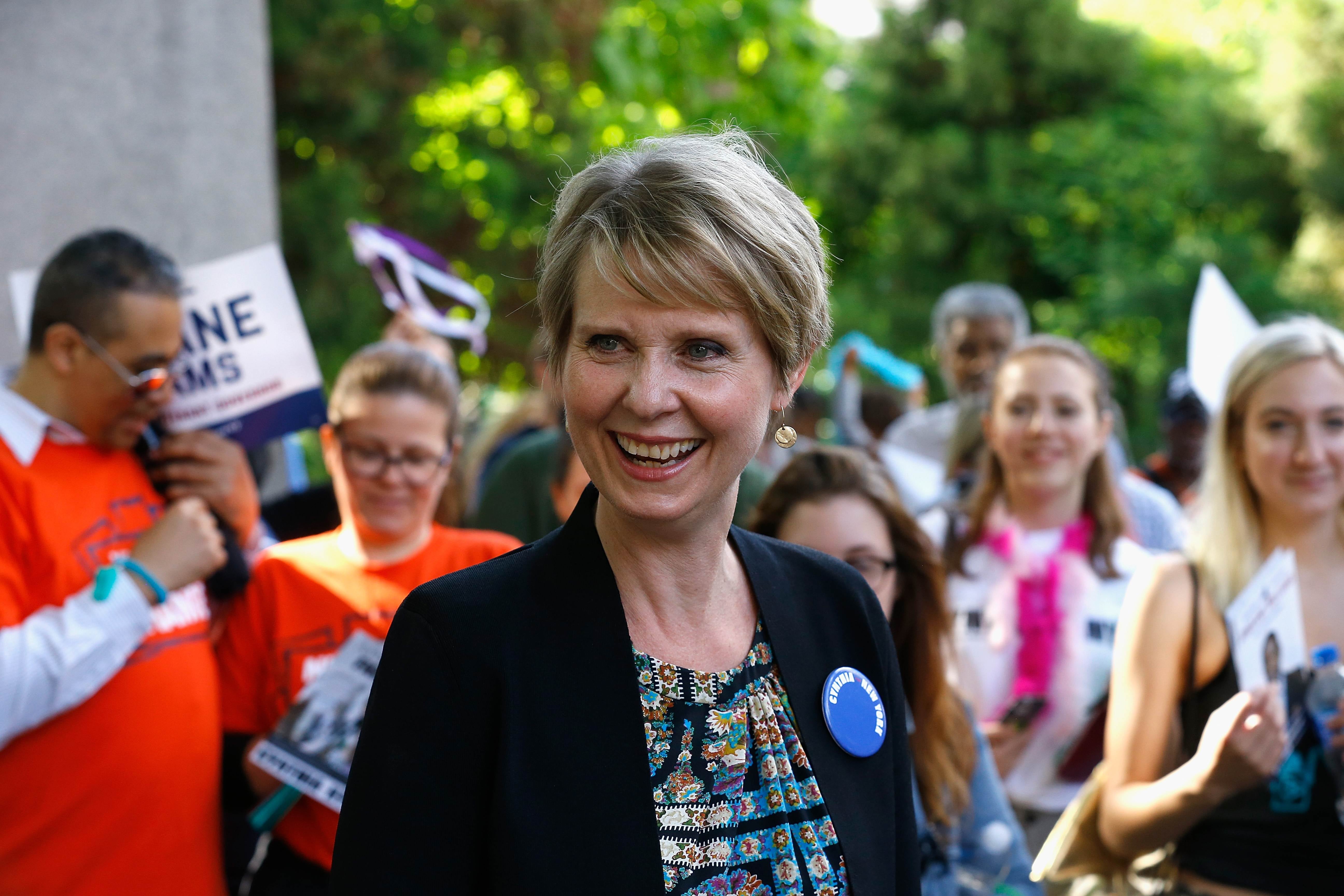 Cynthia Nixon Sex And The City Campaign Merch Popsugar Fashion