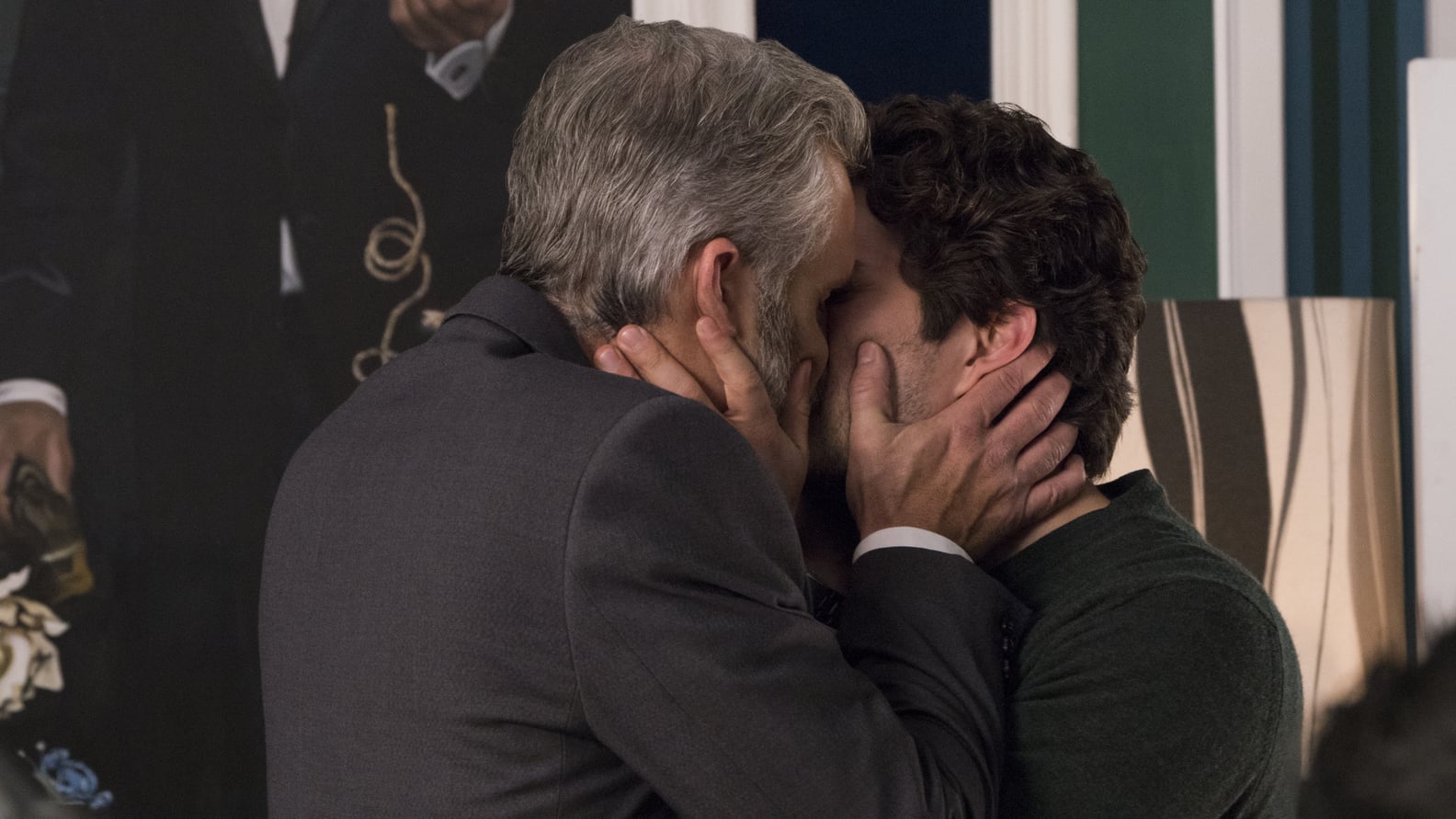 Sexiest Netflix Shows Popsugar Love Sex