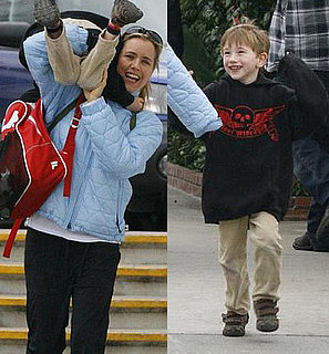 Téa Leoni and son Kyd Miller Téa Leoni and son Kyd Miller