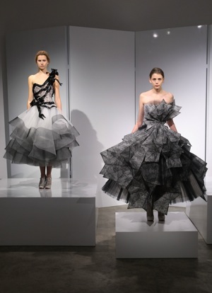 2009 Fall New York Fashion Week: Marchesa 2009 Fall New York Fashion Week: Marchesa