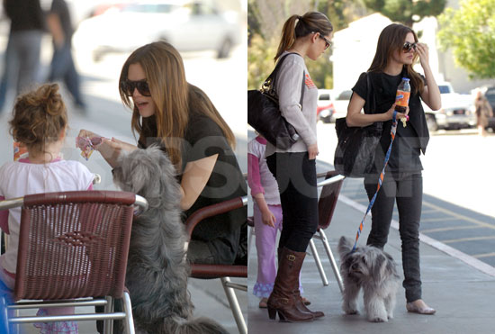 R-Bils Takes Little Bilson Out to Lunch, Awwwww R-Bils Takes Little Bilson Out to Lunch, Awwwww