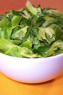 Simple Side Salad with Herbs & Champagne Vinaigrette Simple Side Salad with Herbs & Champagne Vinaigrette