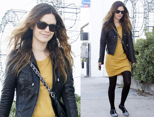 mustard dress with black shoes