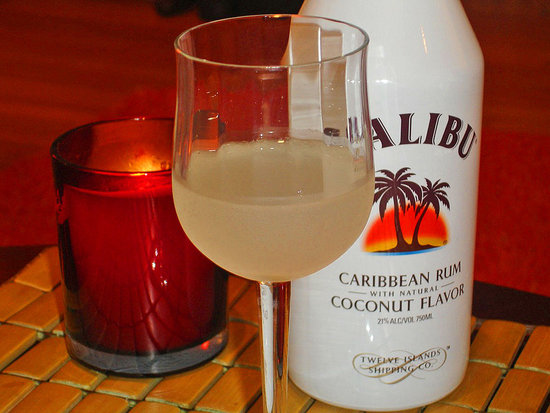 Daiquiri Recipe With Malibu Rum and Fresh Lime Juice ...