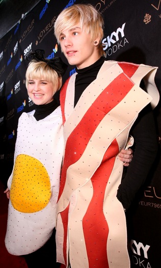 Halloween Couples Costume Ideas Popsugar Love And Sex