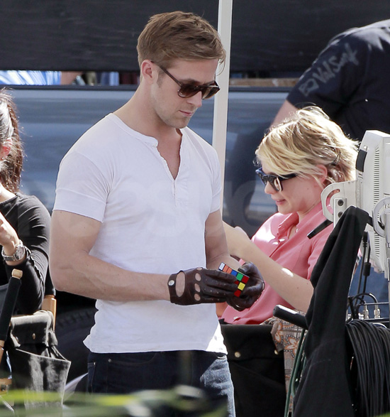 Pictures of Ryan Gosling on the Set of 