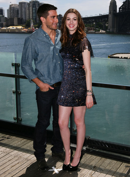 Jake Gyllenhaal And Anne Hathaway In Sydney Popsugar Celebrity