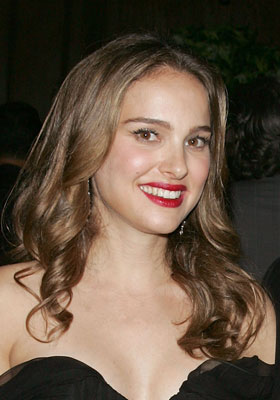 How To Get Natalie Portman S Hair At The Black Swan Premiere