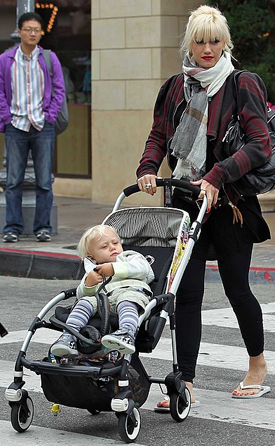 pushchair with snack tray