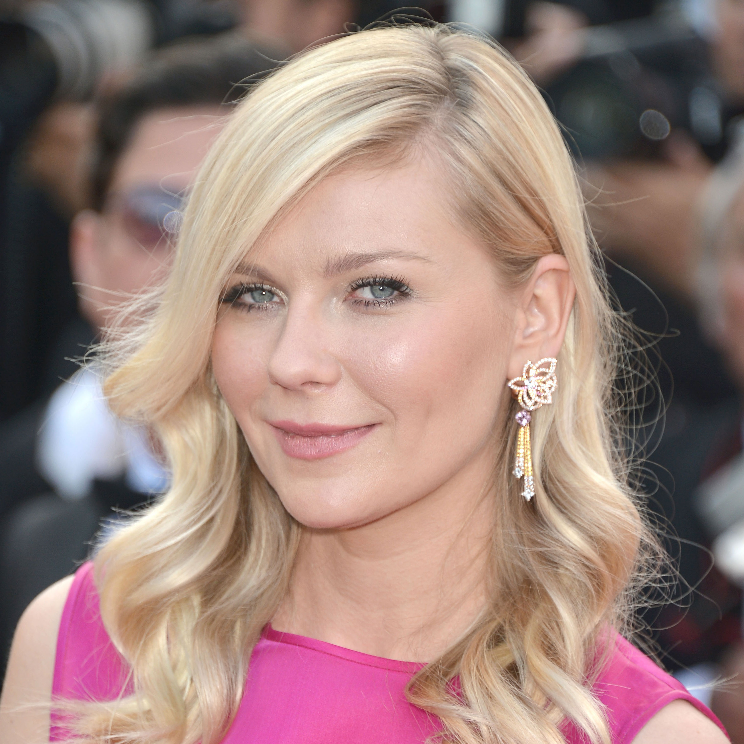 Kirsten Dunst at the On the Road Premiere | Yet More Gorgeous Cannes ...