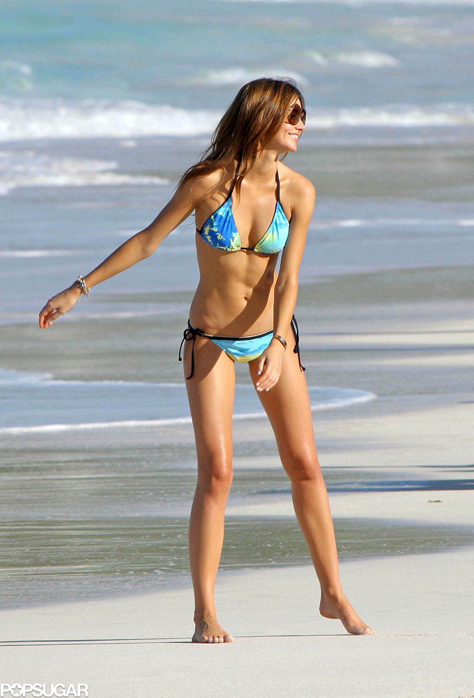She smiled during a January 2008 shoot in St. Barts.<br />
